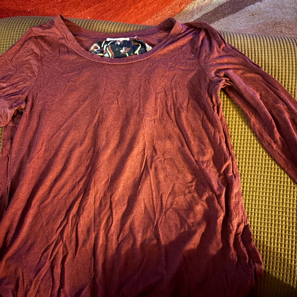 Le Lis Maroon Long Sleeve Top